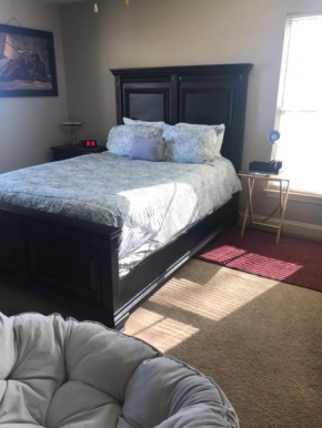 Cozy home. Great for large families